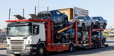 15 нових пікапів на потреби ЗСУ: військовим передали Mitsubishi L200 та Fiat Fullback