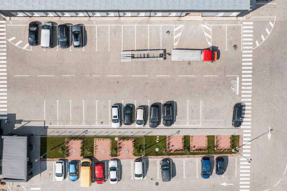 Сервіси для комфорту клієнтів на території West Auto Hub фото 4